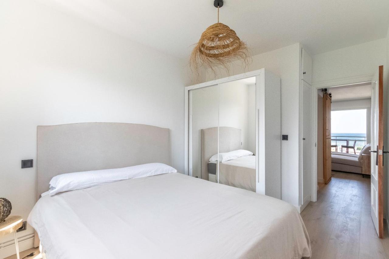 La Arena Apartamentos Zierbena Luaran gambar