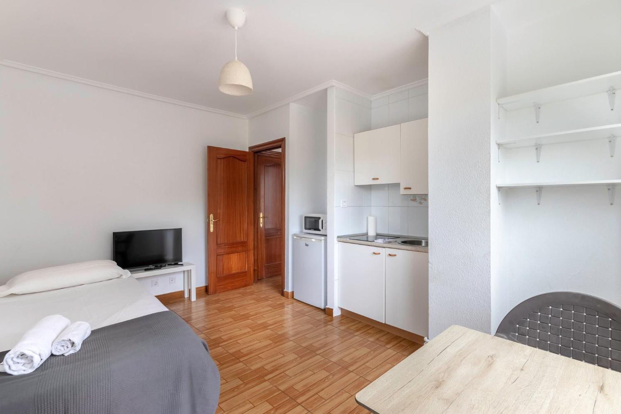 La Arena Apartamentos Zierbena Luaran gambar