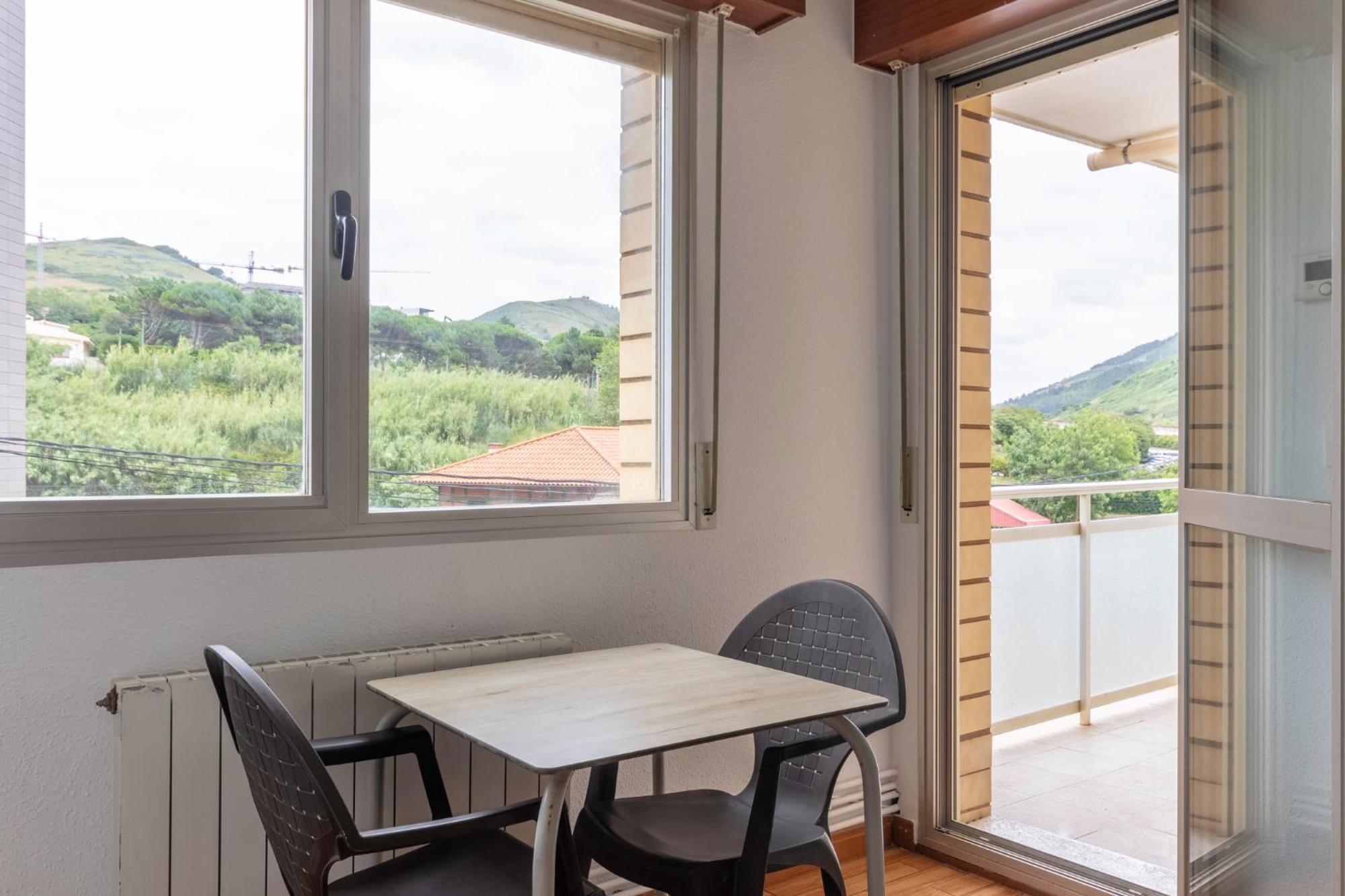 La Arena Apartamentos Zierbena Luaran gambar