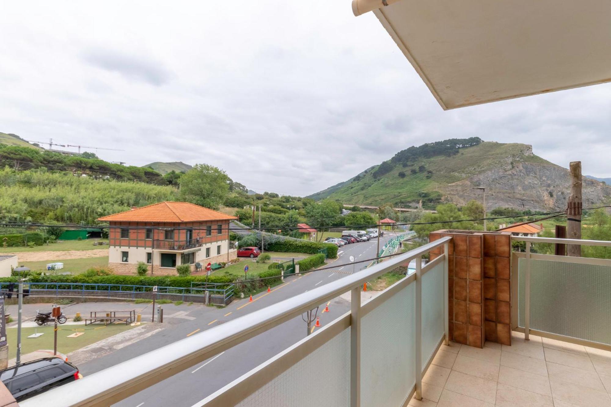La Arena Apartamentos Zierbena Luaran gambar