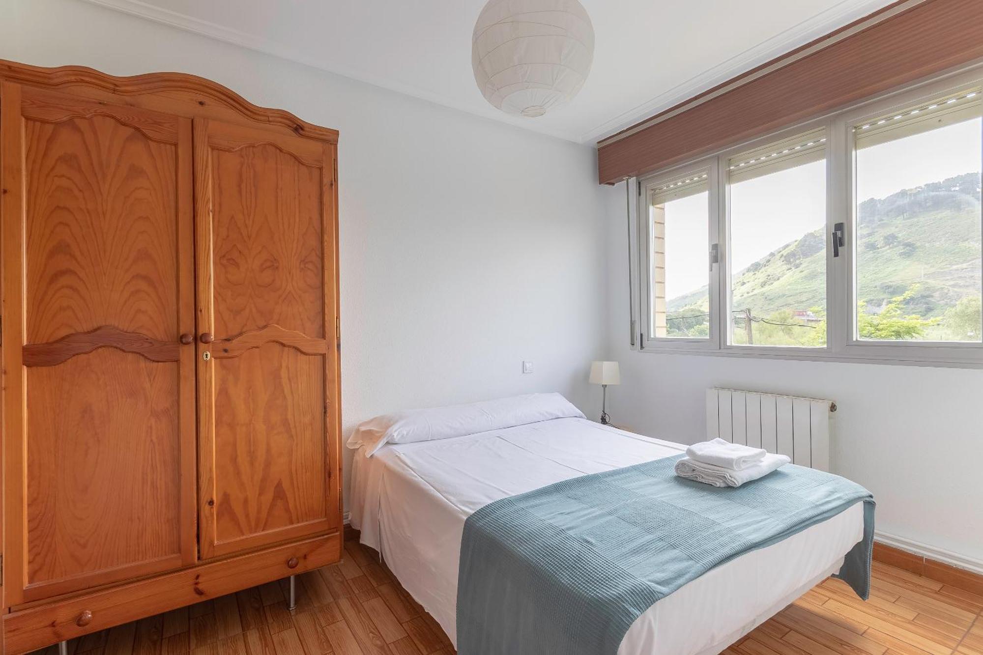 La Arena Apartamentos Zierbena Luaran gambar