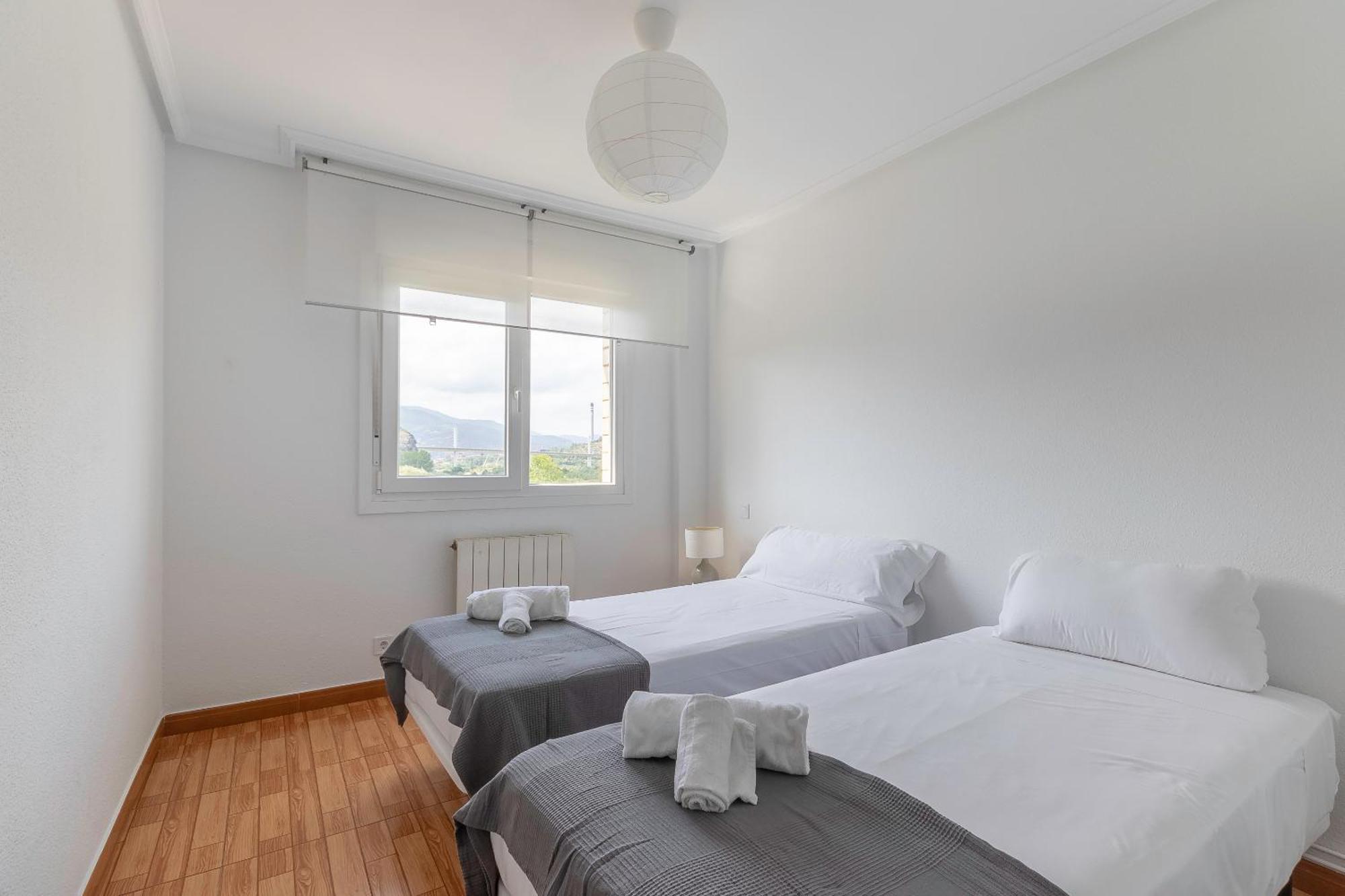 La Arena Apartamentos Zierbena Luaran gambar