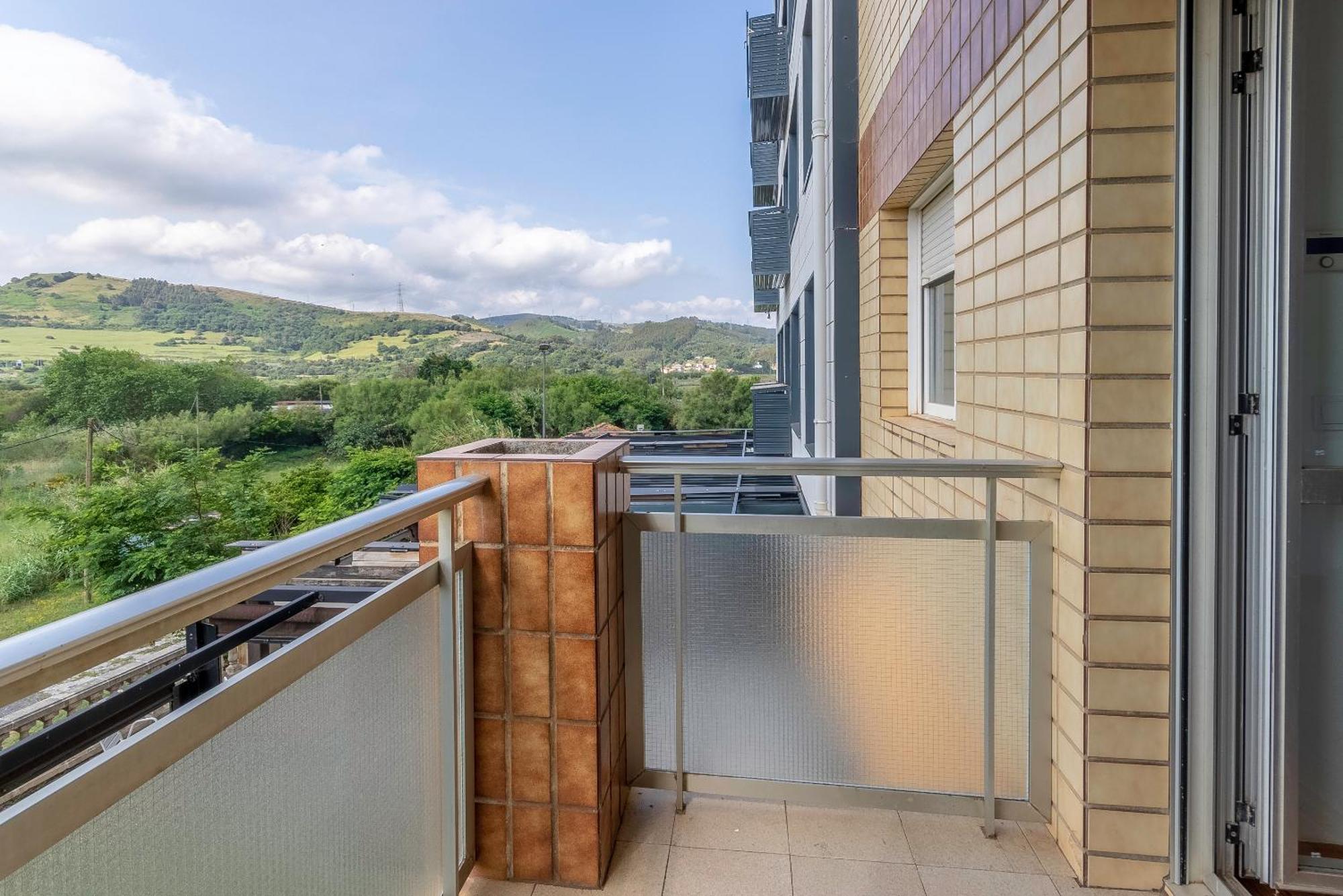 La Arena Apartamentos Zierbena Luaran gambar
