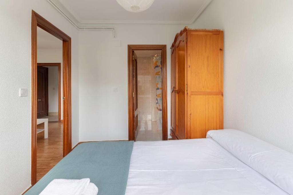 La Arena Apartamentos Zierbena Luaran gambar
